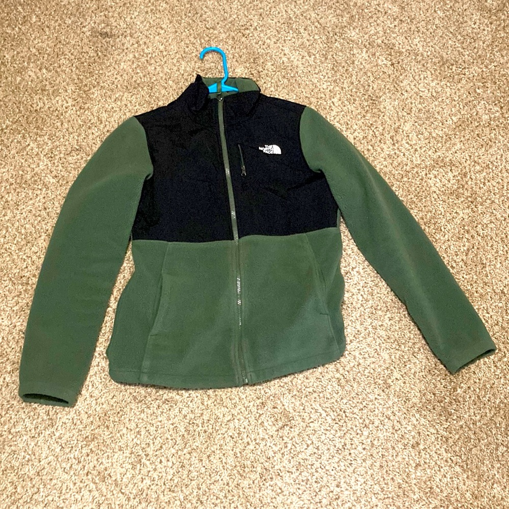 North face jacket.  Brand new/never worn!